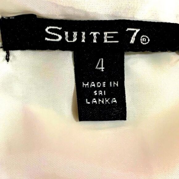 SUITE 7 SUNDRESS WOMEN’S SIZE 4 PINK WHITE FLORAL FIT AND FLARE MIDI. - Picture 6 of 10